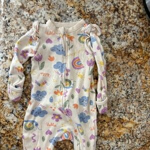 Old Navy Beige Colorful Baby Girl 0-3 2 Way Zipper One Piece